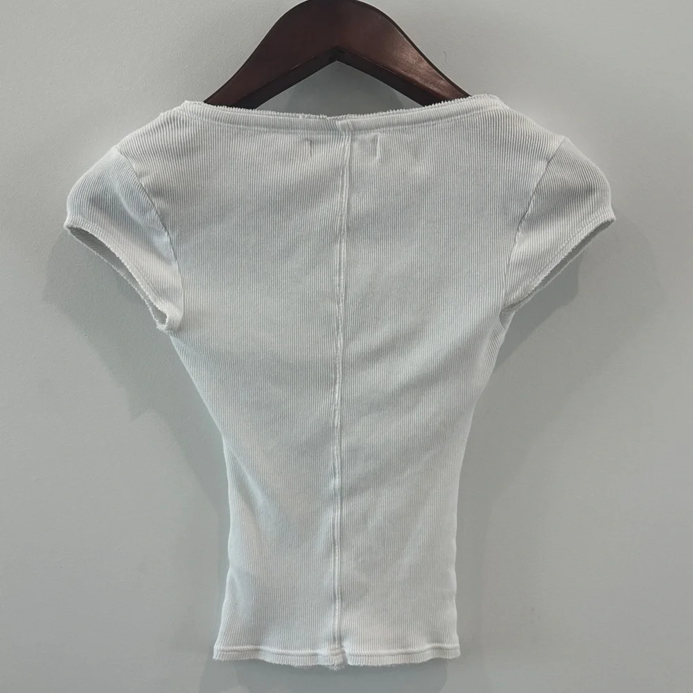Urban Outfitters White Ruched Blouse - Picture 5 of 5